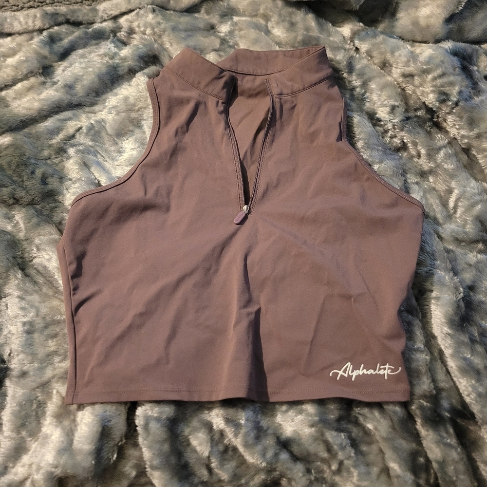 women's size 3XL cropped tank